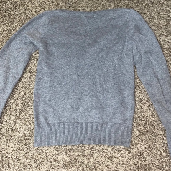 Sweater - Picture 3 of 3